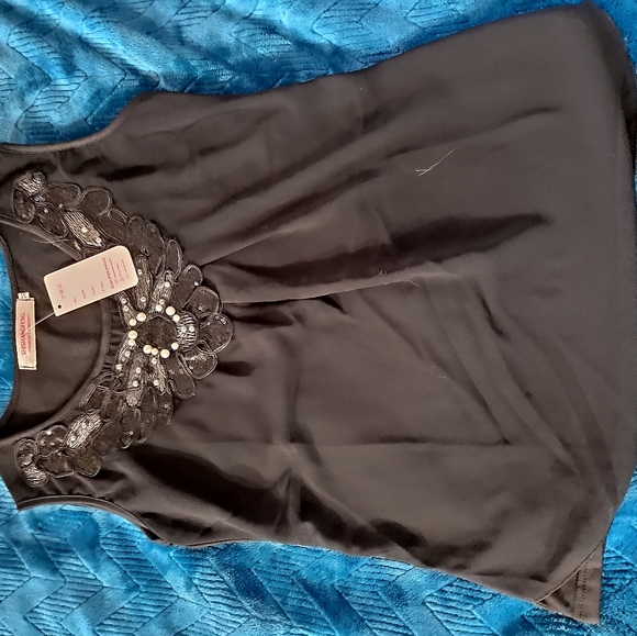 Now 2/$20 NWT Blouse - Picture 1 of 1